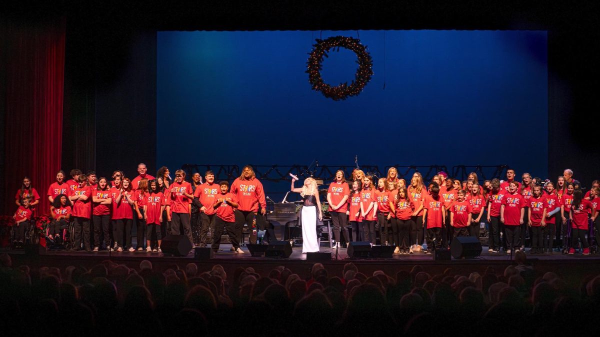 Kristin Chenoweth returns home for Holiday Concert with BAHS Choir & Stars on Stage